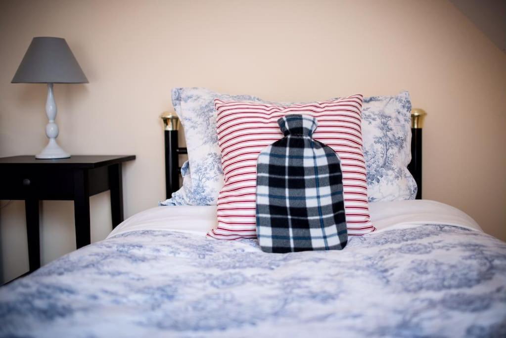 *Spacious Irish Cottage* Fanore 外观 照片